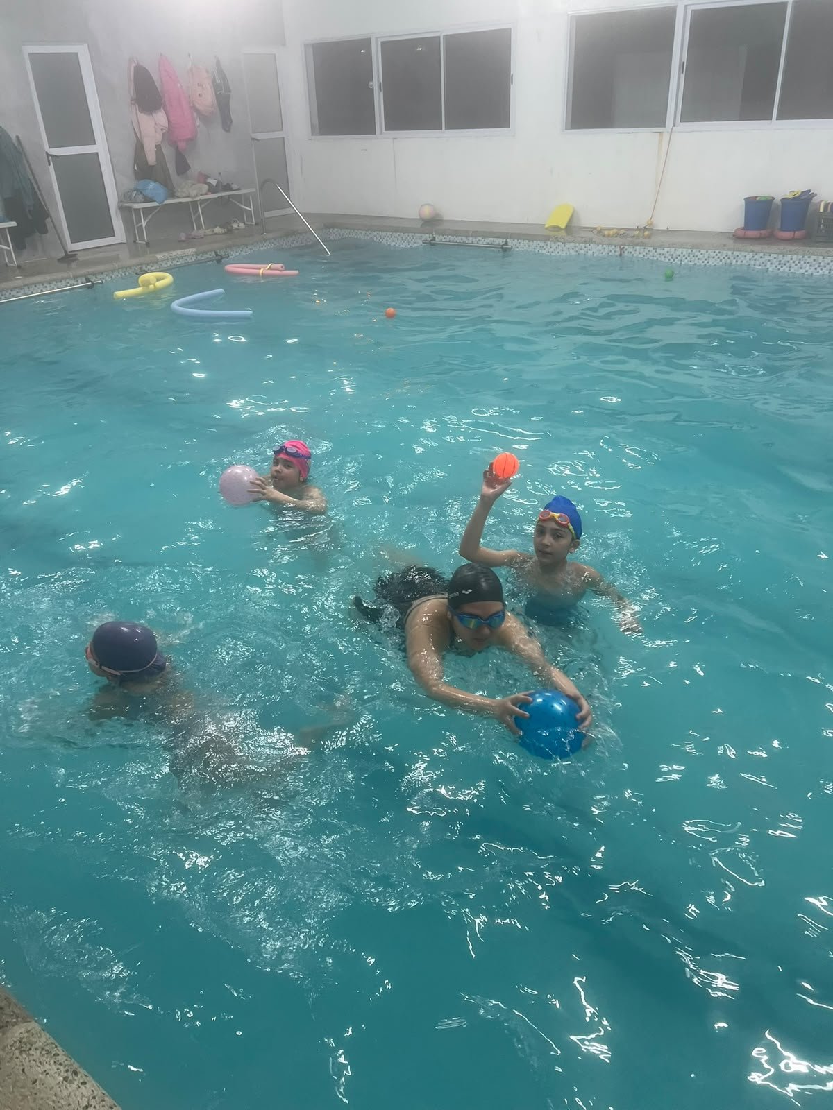 Niños en el agua